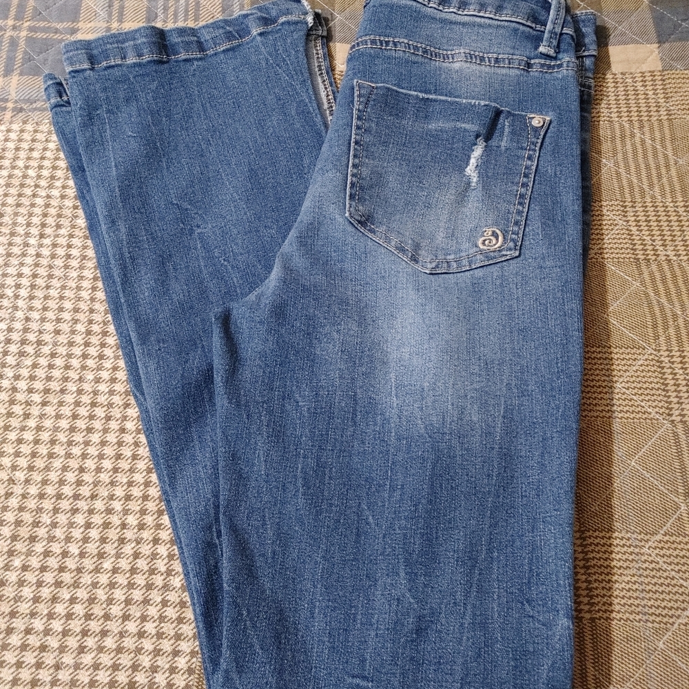 Women's jeans